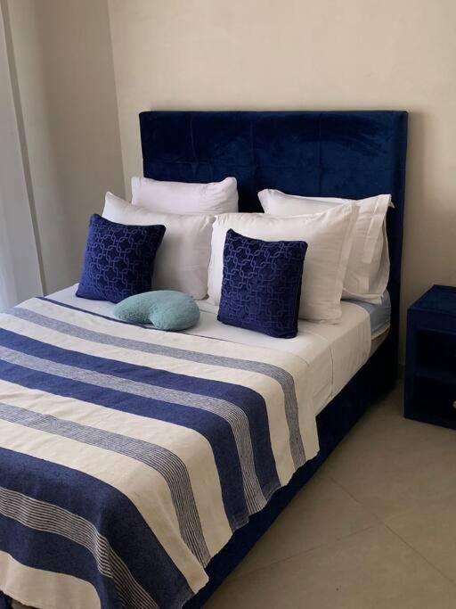 Appartement Neuf Climatise, Centre Marrakech. Marrakesh Bagian luar foto