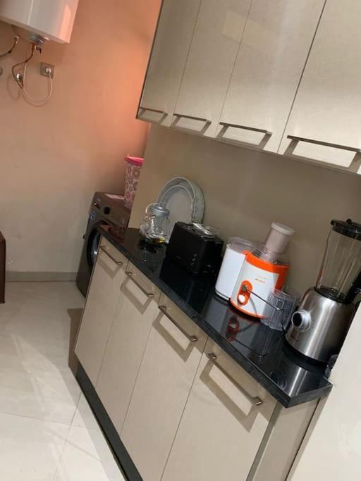 Appartement Neuf Climatise, Centre Marrakech. Marrakesh Bagian luar foto