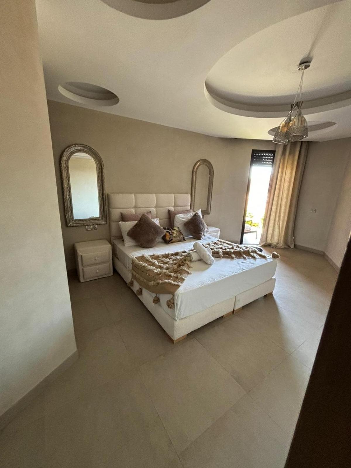 Appartement Neuf Climatise, Centre Marrakech. Marrakesh Bagian luar foto